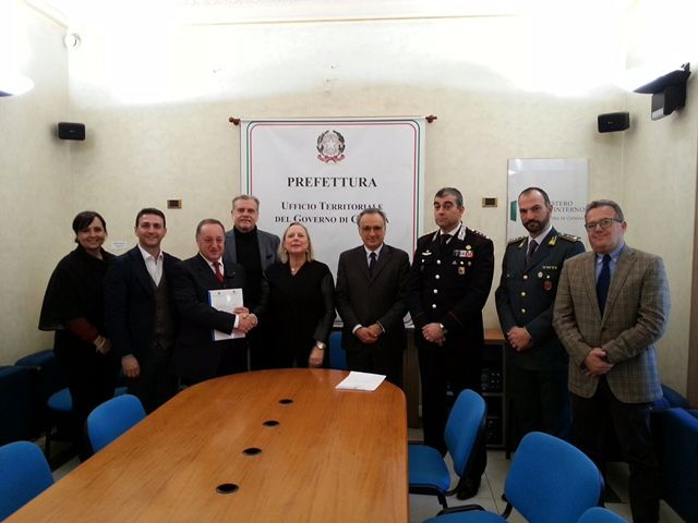 Contrasto alla criminalità: firmata convenzione tra la Prefettura di Catania e Confcommercio 