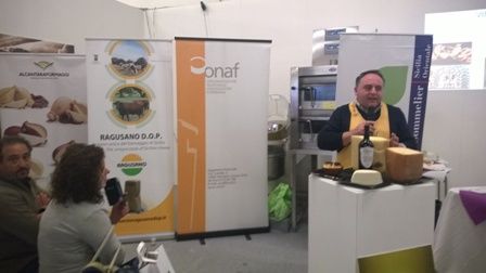 Corso di primo livello per la qualificazione ad assaggiatore di formaggi